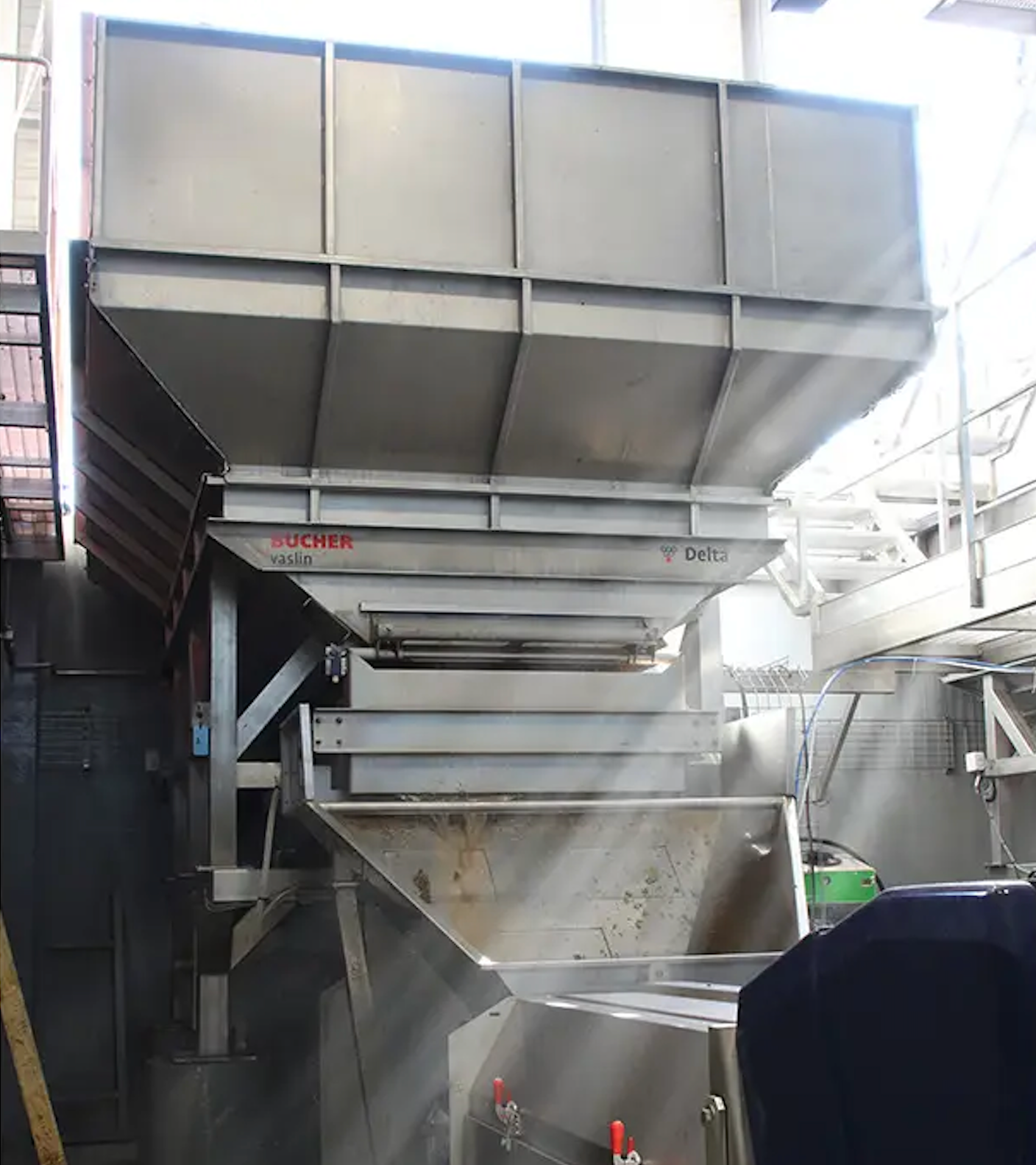 Bucher Vaslin Delta AEV Vibrating Hoppers